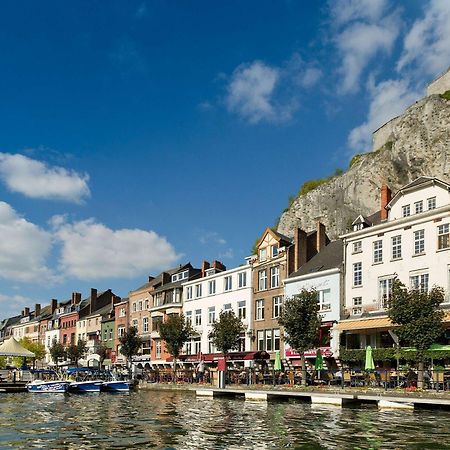 Ibis Budget Givet Exterior foto